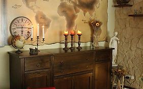 Antik Apartment